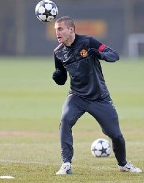 VIKTIG: Nemanja Vidic har slitt med flere skader de siste sesongene. Forhåpentligvis slipper han og United unna dem denne sesongen. VIKTIG: Nemanja Vidic har slitt med flere skader de siste sesongene. Forhåpentligvis slipper han og United unna dem denne sesongen.