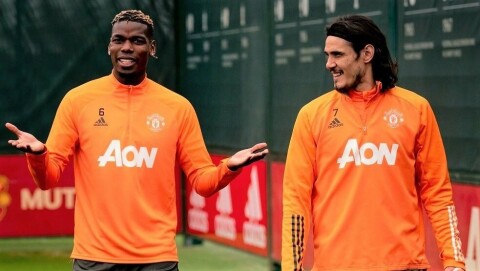MED TIL ITALIA: Både Paul Pogba og Edinson Cavani var friskmeldte og skulle være med i troppen til kampen mot AC Milan, men Cavani måtte melde avbud i siste liten etter en reaksjon etter treningen. MED TIL ITALIA: Både Paul Pogba og Edinson Cavani var friskmeldte og skulle være med i troppen til kampen mot AC Milan, men Cavani måtte melde avbud i siste liten etter en reaksjon etter treningen.