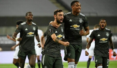 LEDERMÅL: Bruno Fernandes skaffet United ledelsen på straffespark.