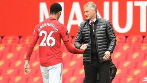 FORNØYD MED ELEVEN: Ole Gunnar Solskjær, her da han byttet ut Greenwood etter to scoringer mot Bournemouth.