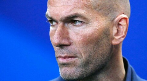 KJENT BEUNDRER: Det er en dårlig skjult hemmelighet at Madrid-manager Zidane er fan av sin landsmann. Spørsmålet er om han klarer å overbevise United om å selge.