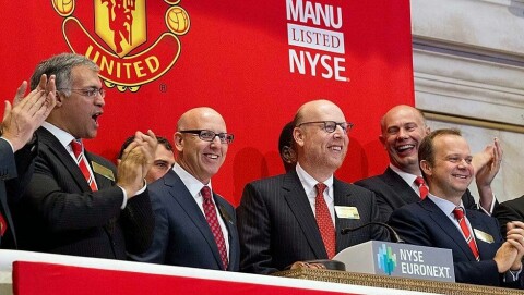 BØRSLANSERINGEN: United-ledelsen med Glazer-familien i spissen, feirer børslanseringen av Manchester United i 2012.