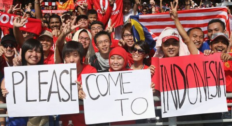 POPULÆRE: United tiltrekker seg fans fra alle verdens hjørner. Her er det fans fra Indonesia som flørter med klubben.