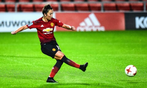KATIE ZELEM idet hun åpner scoringsballet i forrige helgs 5-0-seier over Sheffield United.