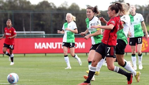SCORET UNITEDS FØRSTE (OG ANDRE) MÅL: Ella Toone. SCORET UNITEDS FØRSTE (OG ANDRE) MÅL: Ella Toone.