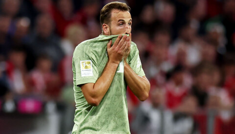 Mistet seieren på overtid i generalprøven Harry Kane med skuffet ansiktsuttrykk.