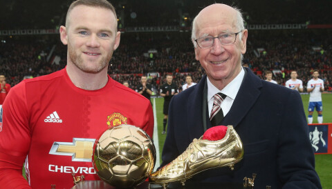 Wayne Rooney og Sir Bobby Charlton, 29.01.2017 i forbindelse med at Rooney tok over scoringsrekorden.