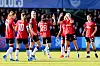 Jubel etter at Rachel Williams har scoret Uniteds fjerde mål borte mot Everton.