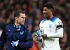 Marcus Rashford forlater banen med mulig skade for England mot Malta, Wembley, 17. november 2023.