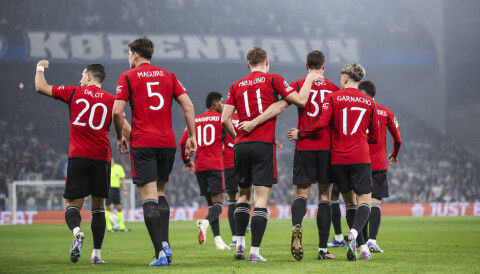 United-spillerne feirer scoring mot FC København i Champions League.