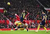 Sergio Reguilón og Luke Shaw klarer ikke å forhindre Philip Billing i å score Bournemouths andre mål på Old Trafford. United 0-3 Bournemouth, 9. desember 2023.