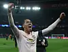 Chris Smalling feirer seier over PSG i Champions League 2019.