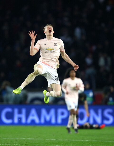 Scott McTominay feirer seier over PSG i Champions League 2019.