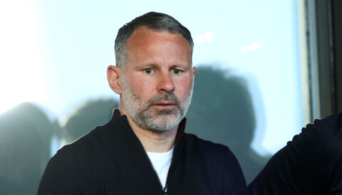 PA: Giggs jobber som fotballdirektør i Salford City Ryan Giggs under en Salford-kamp i mai i fjor.