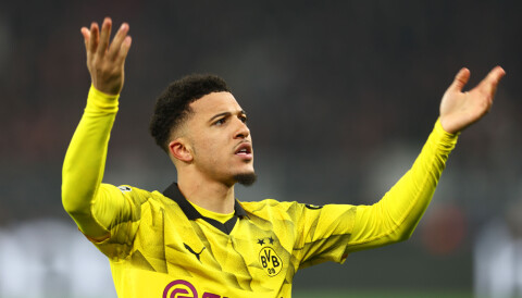 Jadon Sancho jubler for målet sitt i Champions League-åttendedelsfinalen for Dortmund, 13. mars 2024.