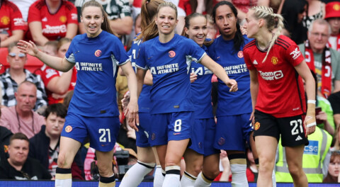 Chelsea jubler etter Mayra Ramírez' andre mål mot Manchester United Women, 18. mai 2024.