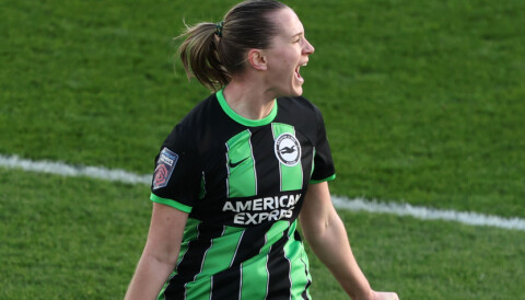 Elisabeth Terland jubler for mål mot Leicester, 24. mars 2024.