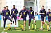 Dean Henderson, Joe Gomez, Luke Shaw, Marc Guehi og Adam Wharton varmer opp på England-trening, 11. juni 2024.