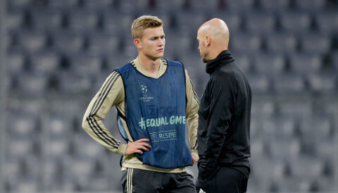 Erik Ten Hag e Matthijs de Ligt si conoscono bene dai tempi dell'Ajax. Qui prima della partita di Champions League contro il Bayern Monaco nel 2018. De Ligt e Ten Hag insieme dai tempi dell'Ajax.