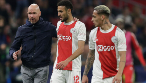 AMSTERDAM, NETHERLANDS - OCTOBER 19: coach Erik ten Hag of Ajax Amsterdam, Noussair Mazraoui of Ajax Amsterdam, Antony of Ajax Amsterdam during the Group C - UEFA Champions League match between Ajax and Borussia Dortmund at Johan Cruijff ArenA on October 19, 2021 in Amsterdam, Netherlands (Photo by Peter Lous/BSR Agency/Getty Images)