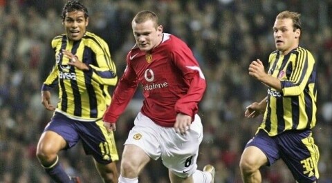 DEBUT: Wayne Rooney gjorde det ikke akkurat enkelt for Fenerbahçe på Old Trafford.