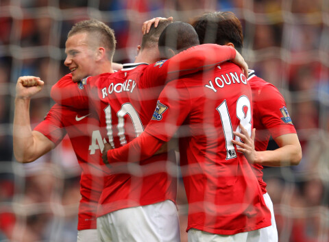 BRAKSEIER: I 2011 slo United Arsenal 8-2 på Old Trafford og Wayne Rooney gratuleres av Tom Cleverley, Ashley Young og Ji-sung Park.