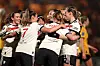 United-spillerne jubler etter Aoife Mannions første mål for klubben, 3-0-målet mot Wolverhampton Wanderers Women i FA-cupen 8. februar 2025.