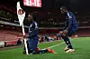 Jaydan Kamason feirer utligningsmålet sitt mot Arsenal på Emirates Stadium nede ved hjørneflagget, Arsenal 2-3 Manchester United, 28. februar 2025.