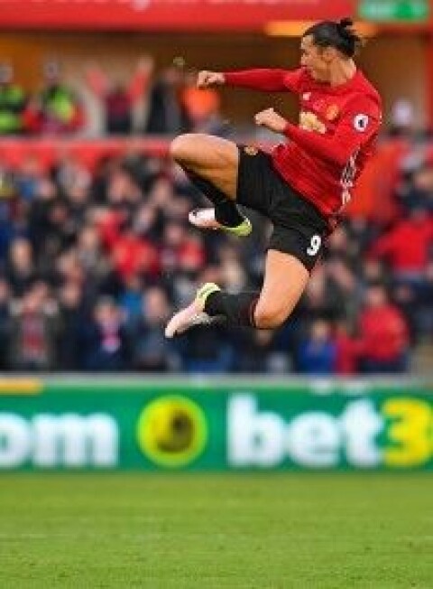 FRYKTET: Zlatan er en av verdens beste spillere, i sitt livs form, og må stoppes, sier Antonio Conte.
