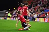 Melvine Malard, Julia Zigiotti Olme og Maya Le Tissier feirer sistnevntes 1-0-mål i Manchester United Womens 1-0-seier mot Vålerenga i Champions League, 8. oktober 2025.