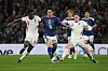 Kobbie Mainoo og Elliot Anderson samarbeider for landslaget om å stoppe Daichi Kamada. England-Japan, 31. mars 2026.