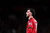 Mason Mount i rød Manchester United-drakt under Premier League-kamp på Old Trafford.