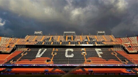 Mørke skyer over Mestalla