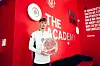 Tyler Fletcher poserer med Denzil Haroun Reserve-Team Player of the Year-prisen, 15. mai 2026.
