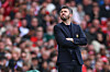 Michael Carrick ser på mot Forest.