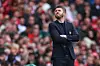 Michael Carrick ser på mot Forest.