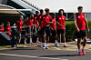 Harry Maguire, Joshua Zirkzee, Leny Yoro, Chido Obi, Andrey Santos, Bryan Mbeumo, Toby Collyer, Ayden Heaven, Shea Lacey og Harry Amass ankommer trening, 13. juli 2026.
