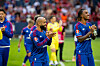 Bryan Mbeumo mot Atletico Madrid, ved siden av Leny Yoro.