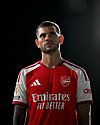 Bruno Guimaraes i Arsenal-drakt.
