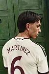 Tredjedrakt 2026/27. Lisandro Martinez