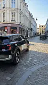 Uno-bilen parkert i Lille
