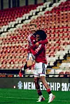Amir Ibragimov og Yuel Helafu jubler etter Helafus 2-1-mål for U21-lag mot Brentford, 18. september 2026.