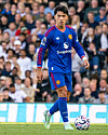 Lisandro Martinez med ball mot Fulham.