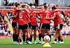 Manchester United jubler etter 1-0-målet i 2-1-seieren mot West Ham Women, 27. september 2026. Dominique Janssen, Elisabeth Terland (målscorer), Hanna Lundkvist, Anna Sandberg, Ella Toone, Andrea Medina, Julia Zigiotti Olme.