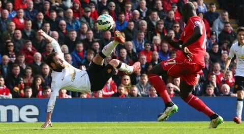 2-0: Juan Mata med et strålende mål. mataliverpool (650 x 358)