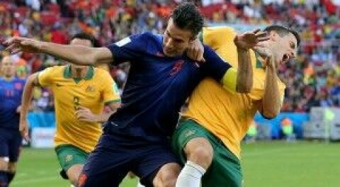 Australia v Netherlands: Group B - 2014 FIFA World Cup Brazil