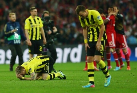 Borussia Dortmund-spillerne fortviler etter å ha tapt mot Bayern München i Champions League-finalen.