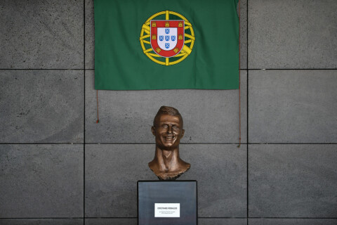 Ceremony at Madeira Airport to rename it Cristiano Ronaldo Airport