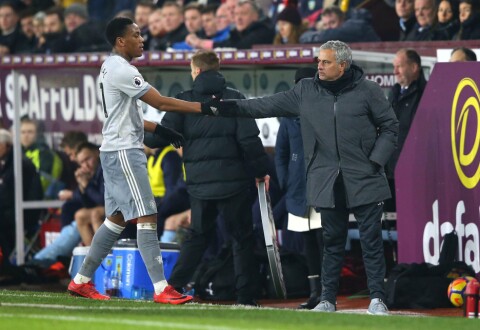 DÅRLIG STEMNING: Forholdet mellom Anthony Martial og José Mourinho fikk en dårlig start og ble stadig forverret. Det toppet seg da Mourinho til media fortalte at Martial manglet modenhet. Burnley v Manchester United - Premier League