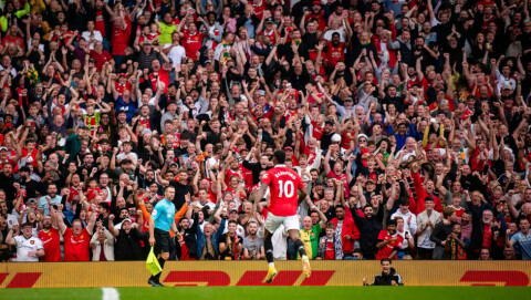Både omsetning og nettogjeld økte med over én milliard kroner Manchester United v Arsenal FC - Premier League
